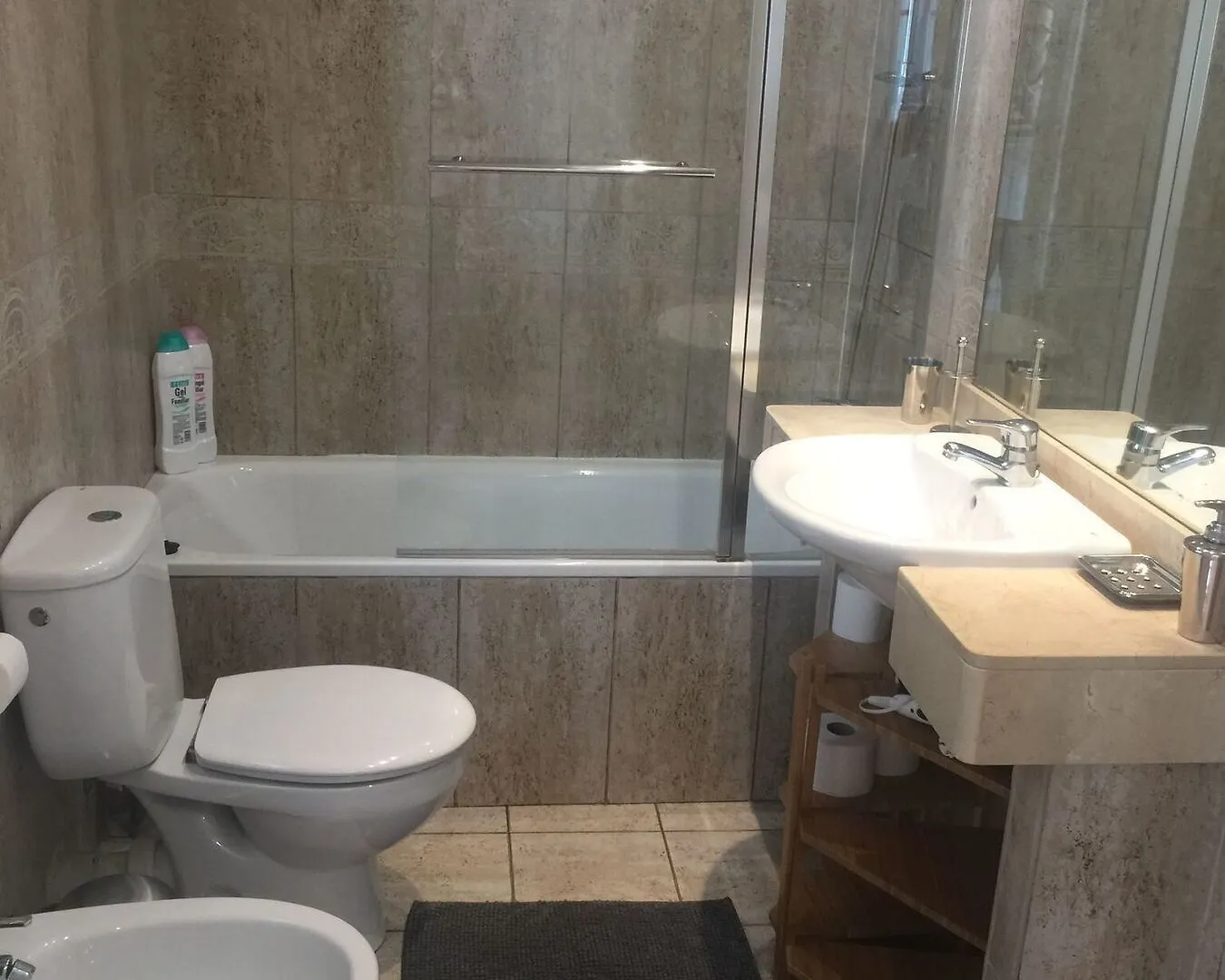 Vacasa L'Illa Diagonal Apartment Barcelona 0*,  Spanyolország